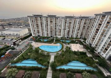 SİTENİN EN GÜZELİ! HUZURLU MARMARA’DA DENİZ MANZARALI 3+1 SATILIK DAİRE